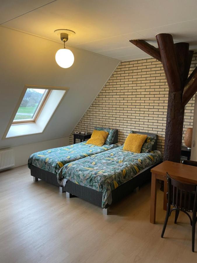 De Stjelp Pleats Bed & Breakfast Lemmer Exterior foto