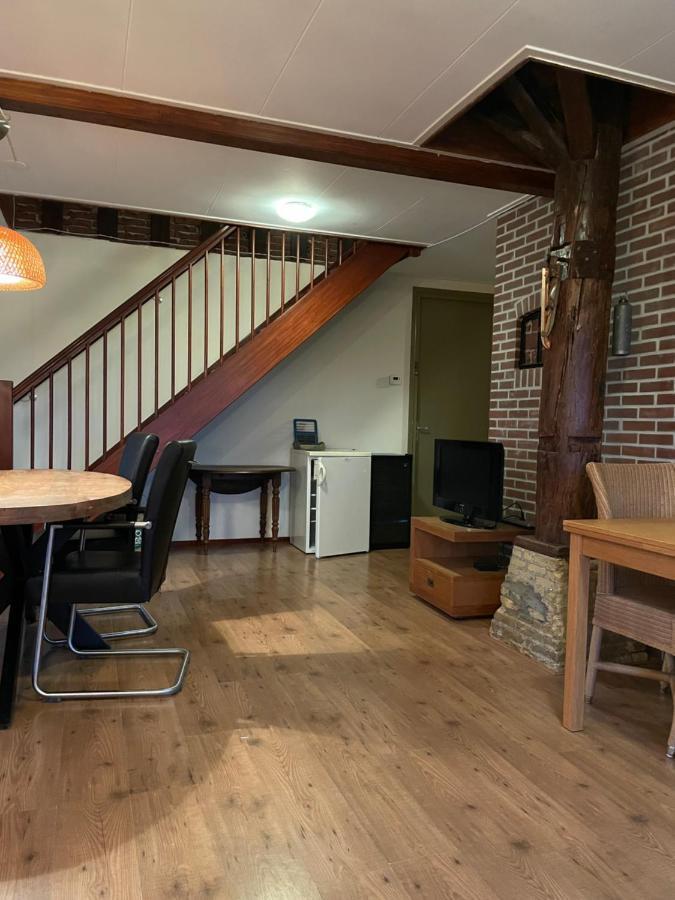 De Stjelp Pleats Bed & Breakfast Lemmer Exterior foto